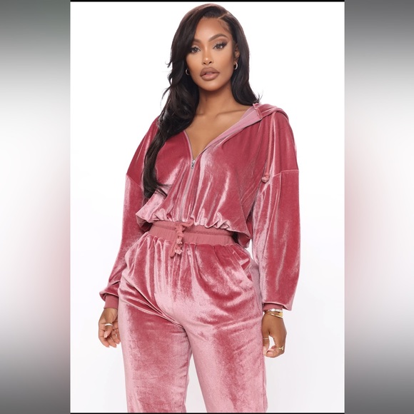 Velvet Vixen Fantasy Sweat Jumpsuit - Mauve Size XL - Picture 5 of 8